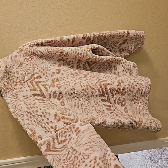 American Eagle Women's 1/4 zip sherpa pullover size medium New - Picture 5 of 6